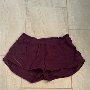Lululemon Size 8 Run Short